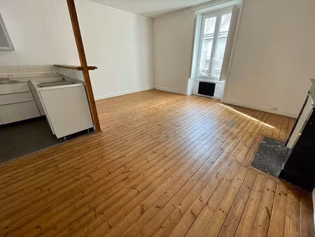 location appartement 2 pièces 42m²