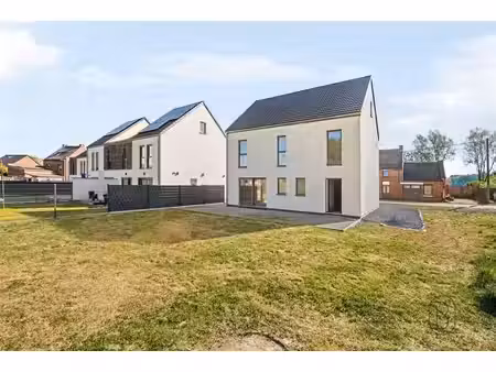 maison à vendre à rue de favarcq 166 beloeil (rbw45814)