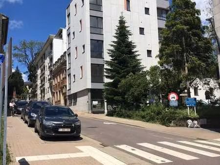 appartement 1 chambre – gare d'arlon à 150 m – parking/cave
