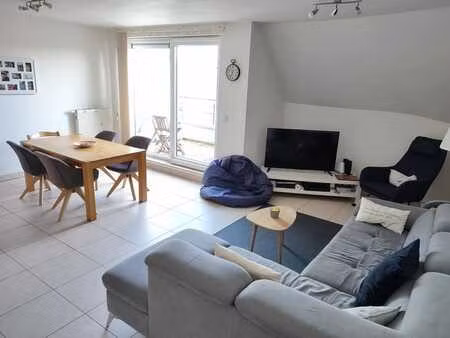 appartement 2 chàc cusinine équipée garage terrasse  peb b