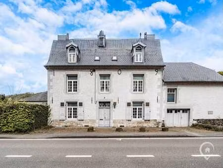 maison de maître à vendre en bord de meuse à anseremme