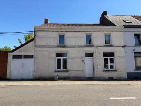 maison 3 façades avec garage et jardin à wasmes
