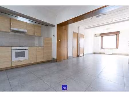 maison avec cour  idéal investisseurs/1er achat !