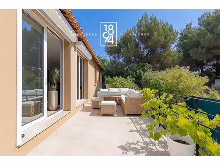 vente maison 4 pièces 133 m² à saint-cannat (13760)  550 000 €