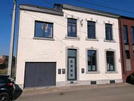 appartement duplex rénové – 104 m² – lumineux et économe