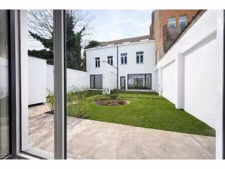 botanique  projet casco – duplex 1ch + bureau + jardin