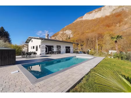 vente maison 7 pièces 197 m² à epagny metz-tessy (74330)  930 000 €