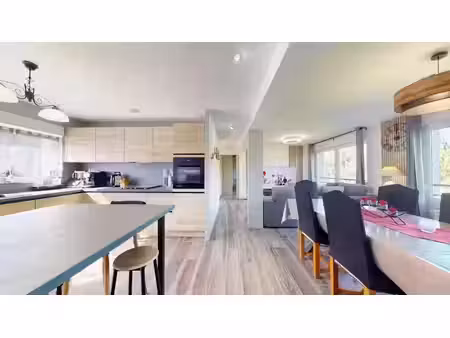 vente appartement 4 pièces 77 m² à montois-la-montagne (57860)  109 000 €