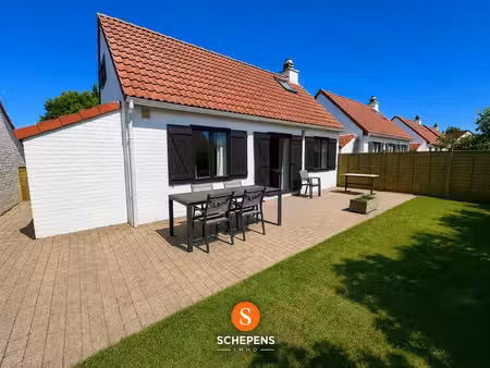 bemeubelde visserswoning met tuin gelegen in holiday vill...