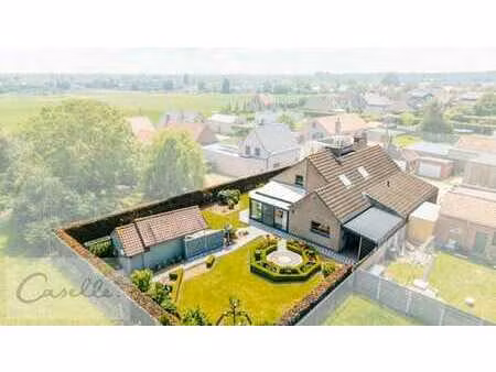ruime landelijk gelegen villa met 5 slaapkamers en groene...