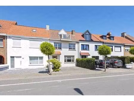 charmante maison située dans le vieux knokke