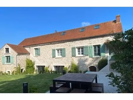 maison meublee 4 chambres (crespieres)