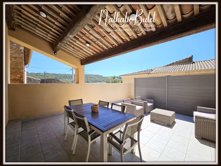maison rénovée – 83 m² habitables – grand garage de plus de 70 m² – deux terrasses – aucun