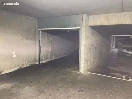 box garage