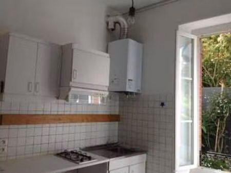 location appartement t1 à tarbes (65000) : à louer t1 / 32m² tarbes