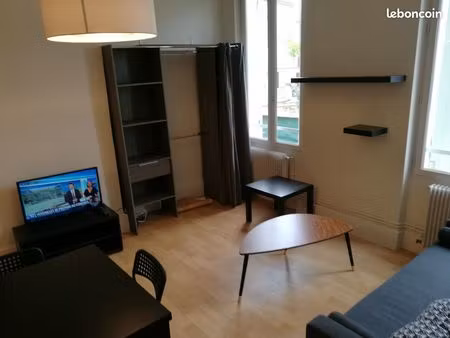 t2 meublé 35m² excellente situation lave/sèche-linge au calme internet illimité