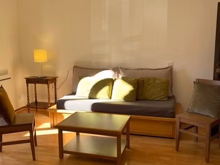appartement 57 m2   parking et cave