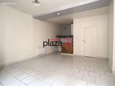 studio 1 pièce 25 m²
