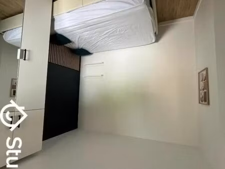 chambre 1 pièce 9 m²