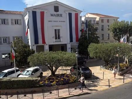 a louer grand f4 avec terrasse
