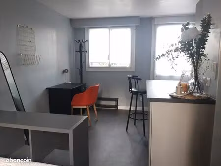 studio meuble a louer chez le particulier