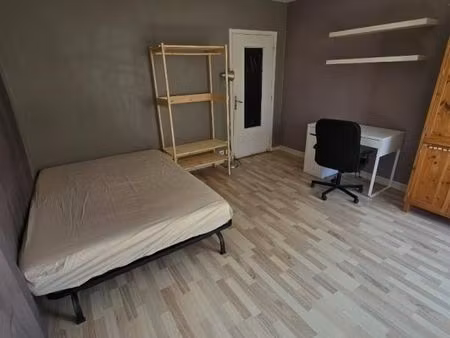 chambre 1 pièce 19 m²