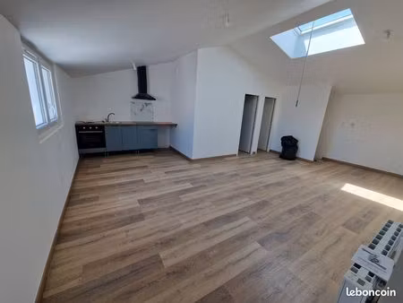 à louer maison t3 75m2 avec cuisine