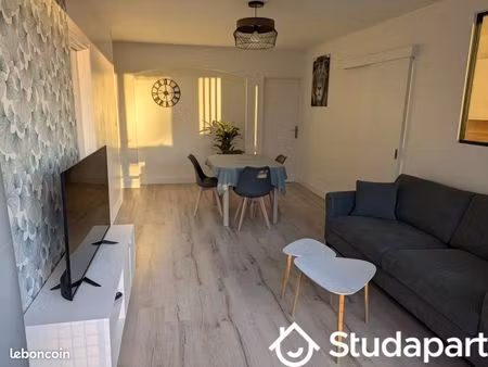 chambre 1 pièce 9 m²