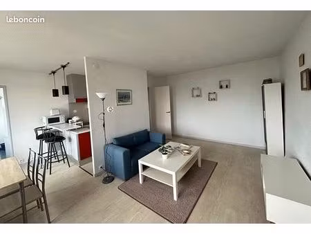 beau t2 meublé avec balcon proche université de lille