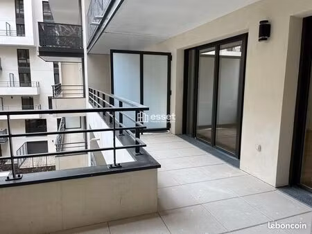 appartement 2 pièces 51m² à louer 1295 - courbevoie 92400