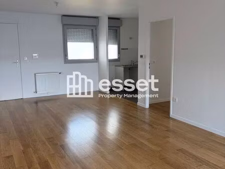 appartement 3 pièces 69.2m² à louer 1699 - joinville le pont 94340