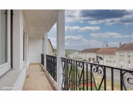 apparemment t3 + jardin + balcon + parking