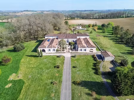 manoir à vendre dans le quartier rural