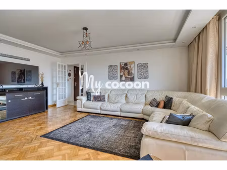 vente appartement 4 pièces 95 m² à lyon 8ème (69008)  280 000 €