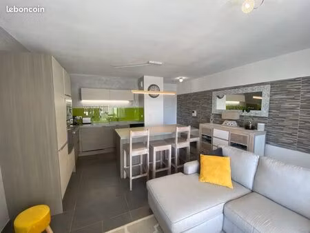 t2 meublé 49 m² – balcon 8 m² – parking – toutes charges incluses – châteauneuf-les-martig