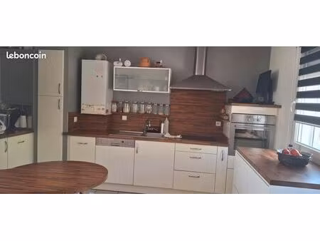 à louer – t3 duplex 76 m² à rousset