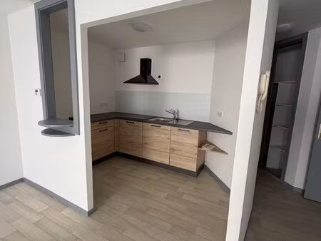 location studio à l’année de 40 m2