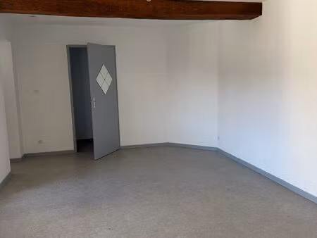 location t2 à l’année