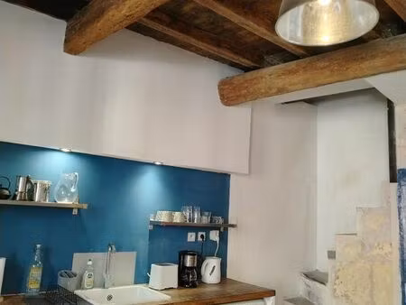 jolie petite maison de ville arlesienne