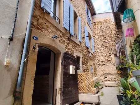 maison de village de caractère - 105m² - centre-ville de pélissanne