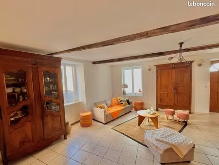 maison aveize-5pièces 125m2 avec dépendances