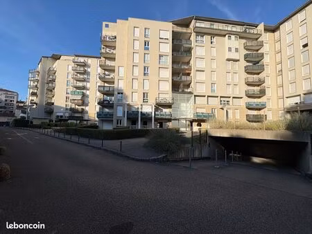 t2 à vendre - lyon 9 - proche de métro valmy