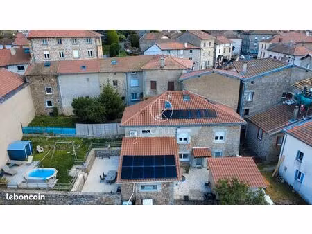 maison 5 pièces 143 m²