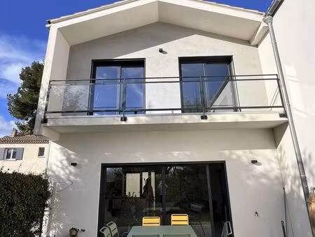 maison 4 pièces 99 m² rocher vitrolles