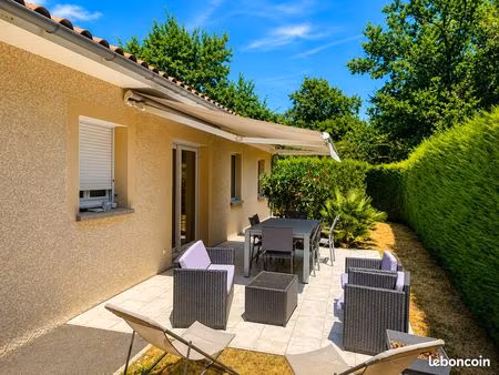 villa récente de plain-pied – dpe b – terrain clos de 620 m²