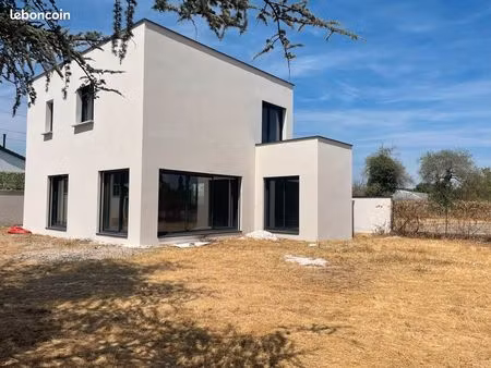 villa hors d'eau / air