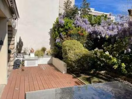 location appartement 3 pièces meublé à courbevoie (92400) : à louer 3 pièces meublé / 76m²