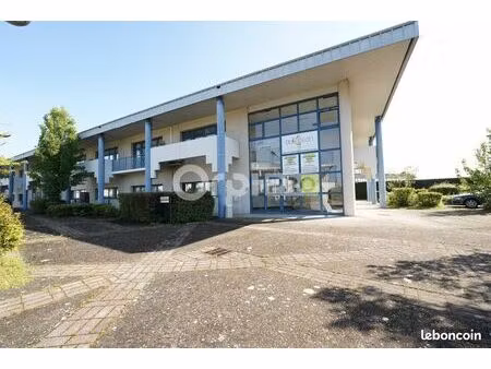 bureau 284 m²