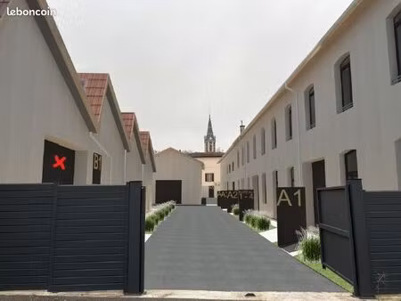 local d’activite 112m² serezin