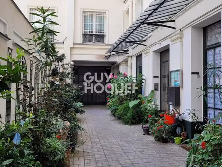 grand studio - opéra 75009 - 31 m²